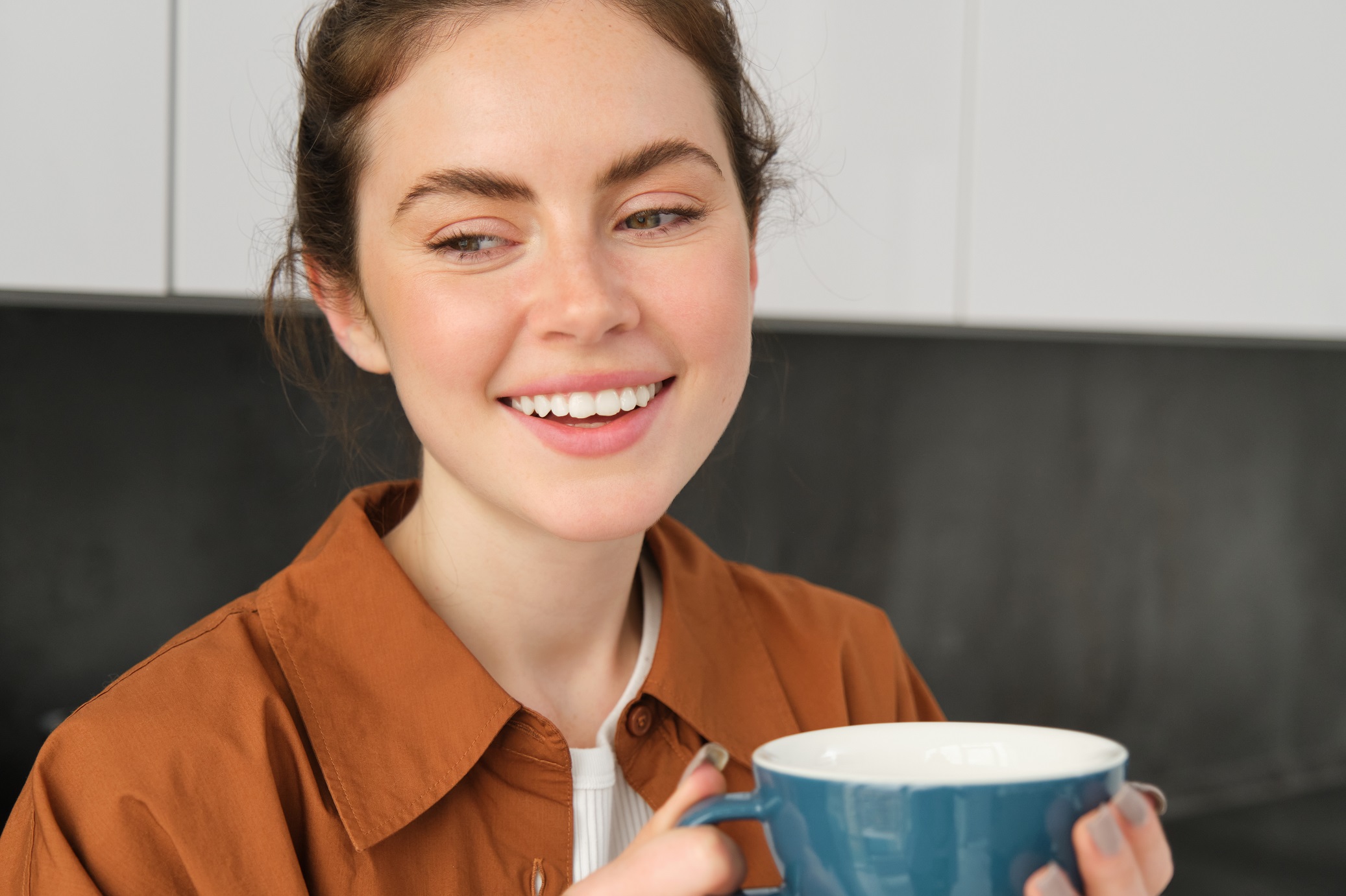 The Truth About Coffee and Teeth Staining (And How to Fight It)